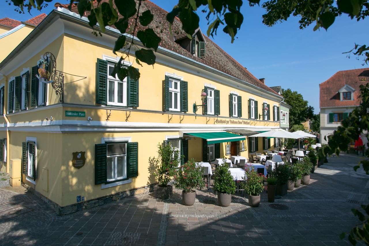 Stadthotel zur goldenen Krone Weiz Exterior foto