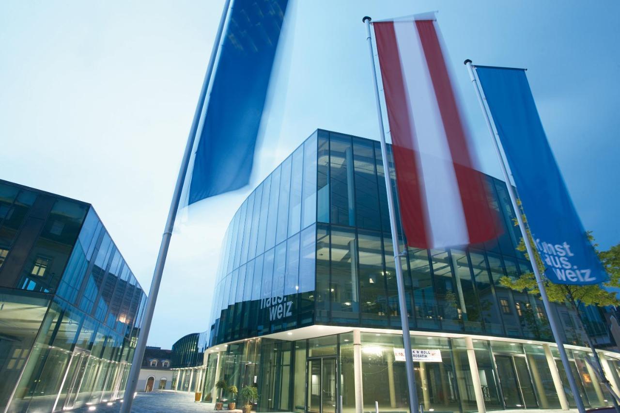 Stadthotel zur goldenen Krone Weiz Exterior foto